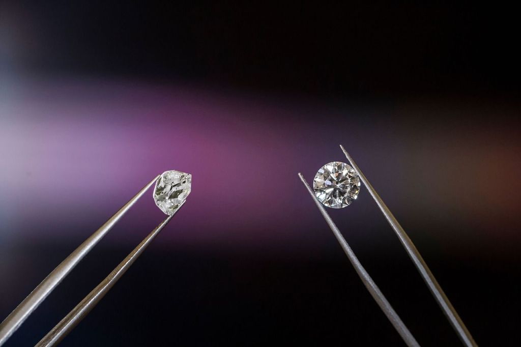 Compelling Reasons Why Lab Grown Diamonds Will Help Your Jewelry Business Grow